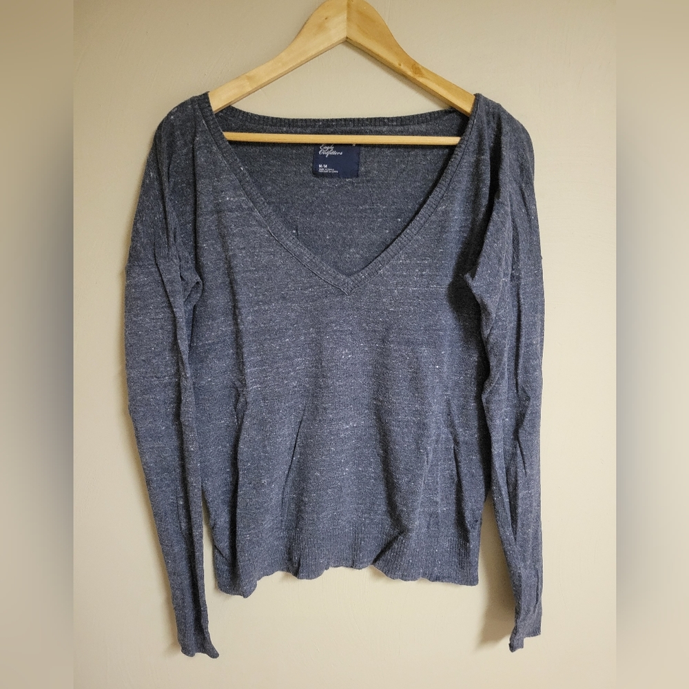 American Eagle Outfitters sweater